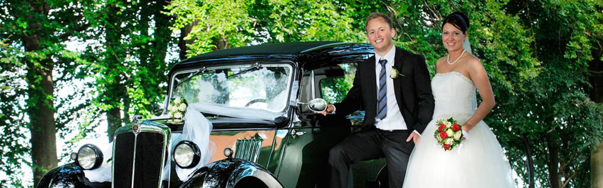 Adelaide Classic Wedding Car Hire 5 Star Service Instant Quote